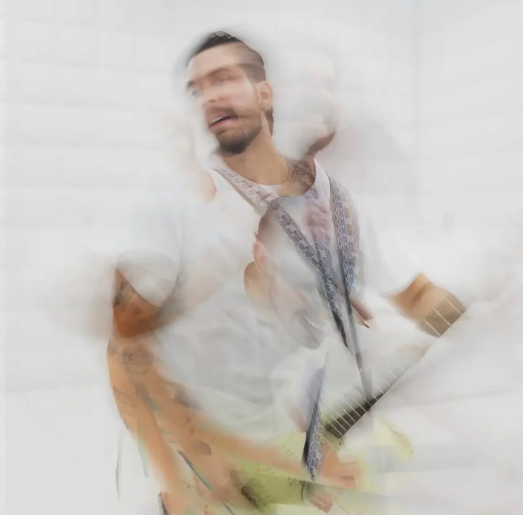 Imagem de capa - Gustavo Mioto anuncia novo álbum e promete projeto mais pessoal da carreira
